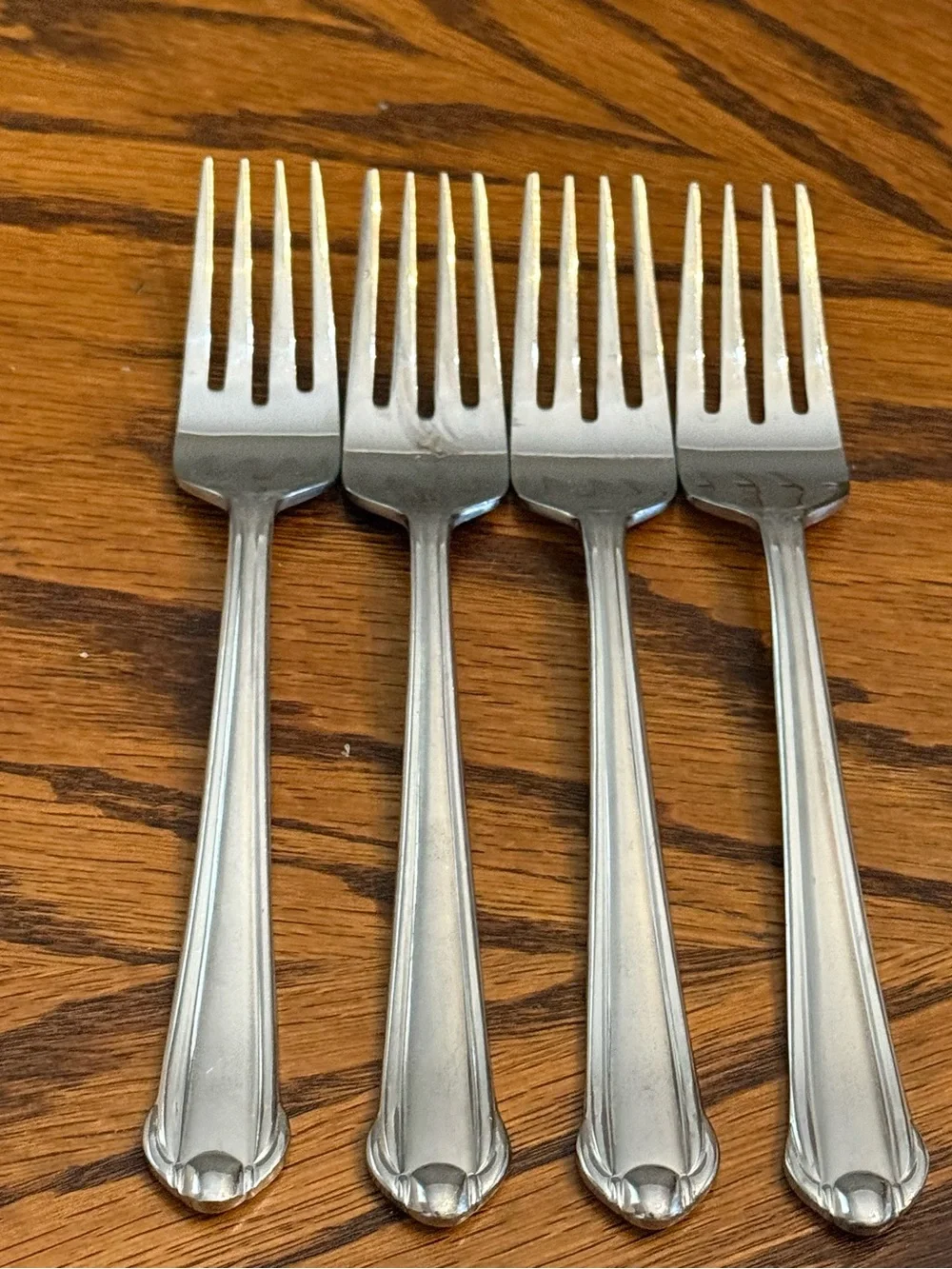 4 Mikasa CLASSICO SATIN Salad Forks Stainless Steel Flatware 7 1/4”